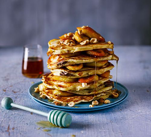 chocolate-filled-pancakes-with-caramelised-bananas
